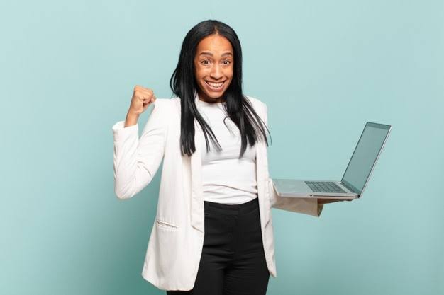 Crack the Code: 4 Sharp Ways To Grow Your Side Hustle Income In 2022