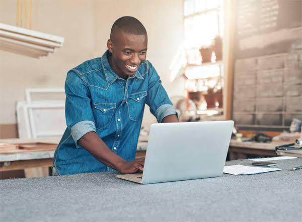 5 Tips On How Young People Can Balance School And Business