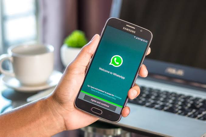 Survey Shows Only One Percent Of Nigeria’s Population Subscribe To WhatsApp Banking