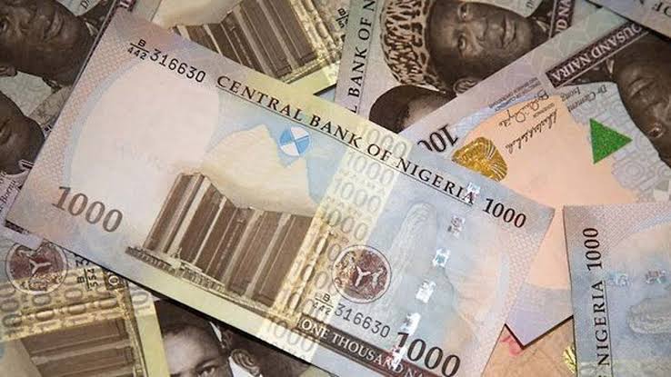 Naira crashes to N605/$1 at the black market as inflation bites hard on Nigerians
