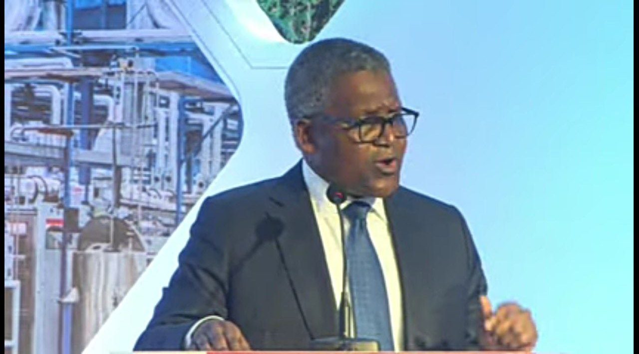 Aliko Dangote giving the Keynote Address at the Zenith Bank International Trade Seminar - Credit; Smartpreneur