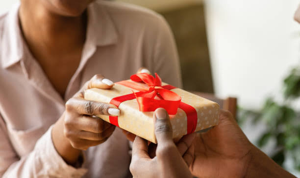 Four Ways To Appreciate Your Employees During The Holidays
