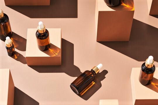 Expanding Your Perfume Business: Strategies for Diversification, Online Presence, Retail Partnerships, Custom Fragrances, and Marketing