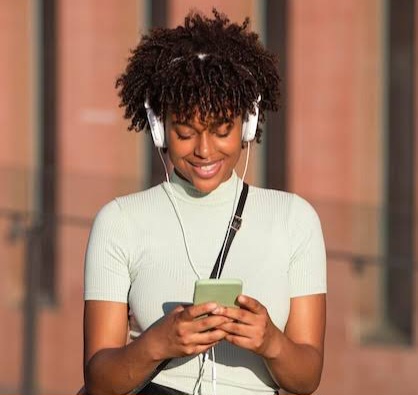 Top 5 Lucrative Business Ideas for Music Lovers