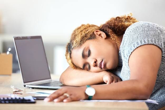Should You Feel Guilty About Power Naps? Here’s Our Opinion