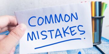 Mistakes Entrepreneurs Make in Their First Year (And How to Avoid Them)